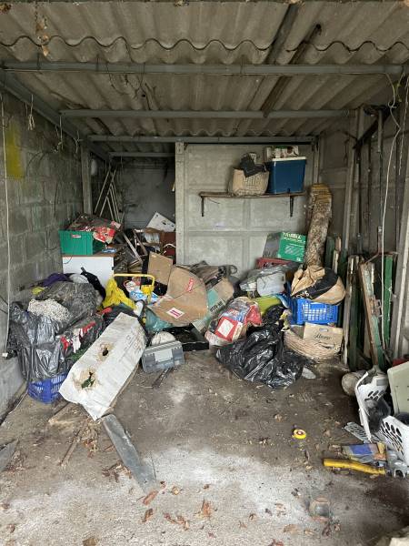 Choisir la bonne entreprise de débarras en Normandie