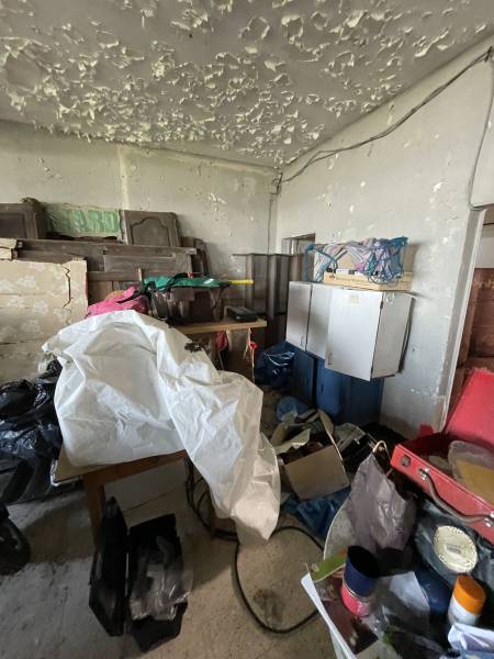 Désencombrer une pièce surchargée à Sotteville-lès-Rouen, sur la rive gauche de Rouen, avec évacuation vers des associations locales ou Parenthèse Vintage à Yvetot