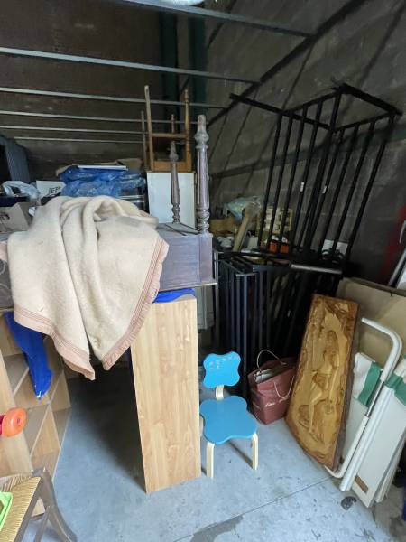 OBEN Débarras réduit le prix du débarras à Barentin grâce à la valorisation d’objets avec la brocante Parenthèse Vintage à Yvetot près de la gare