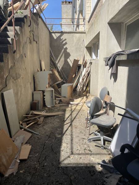 debarras d'exterieur de maison avec oben debarras